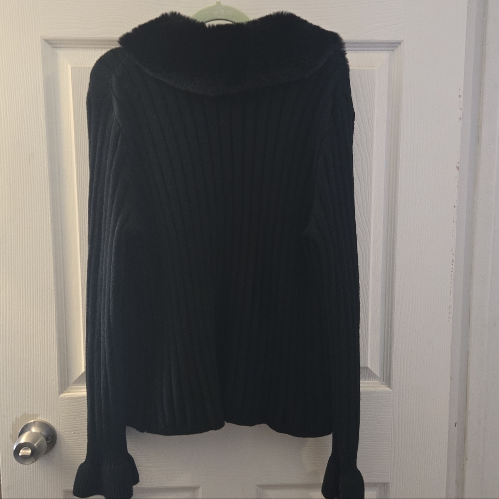 Faux Fur Trimmed Women's Sweater - Picture 9 of 14